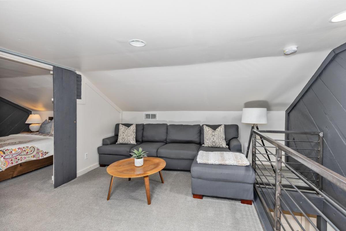 Hummingbird Apartment Saugatuck Exterior photo